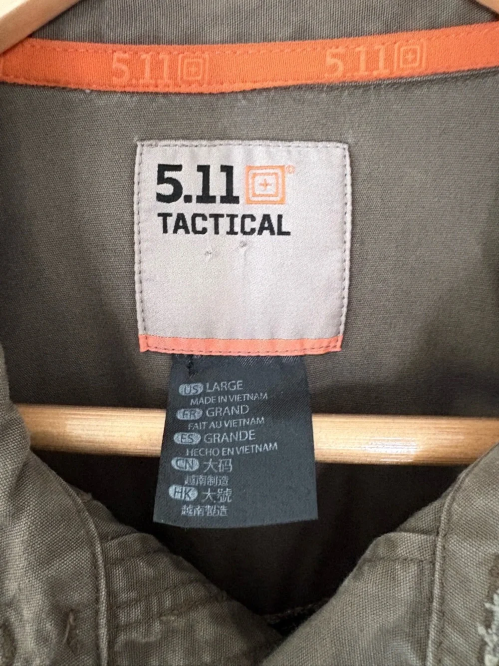 5.11 TACTICAL Sz L Green Button LS Shirt Jacket Hand & Chest Pockets 72497-192